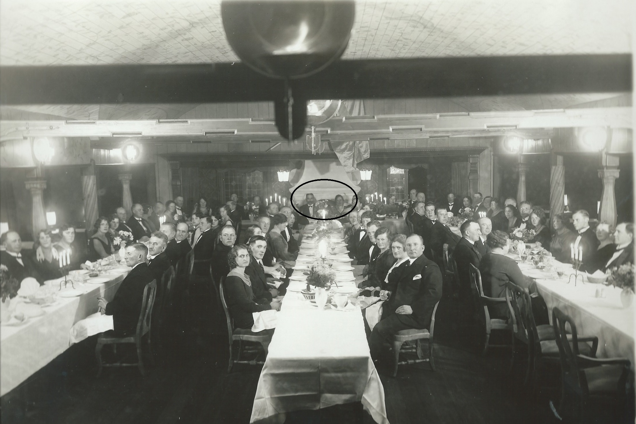 Olof Johan Strand, ordförande i Underofficersklubben reserv. Årsmiddag på Högloftet. 