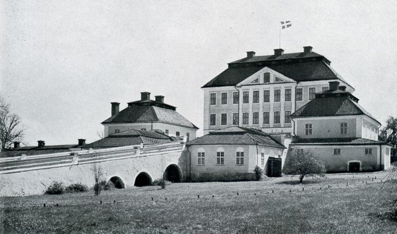 Tureholm, uppfarten från landsidan.