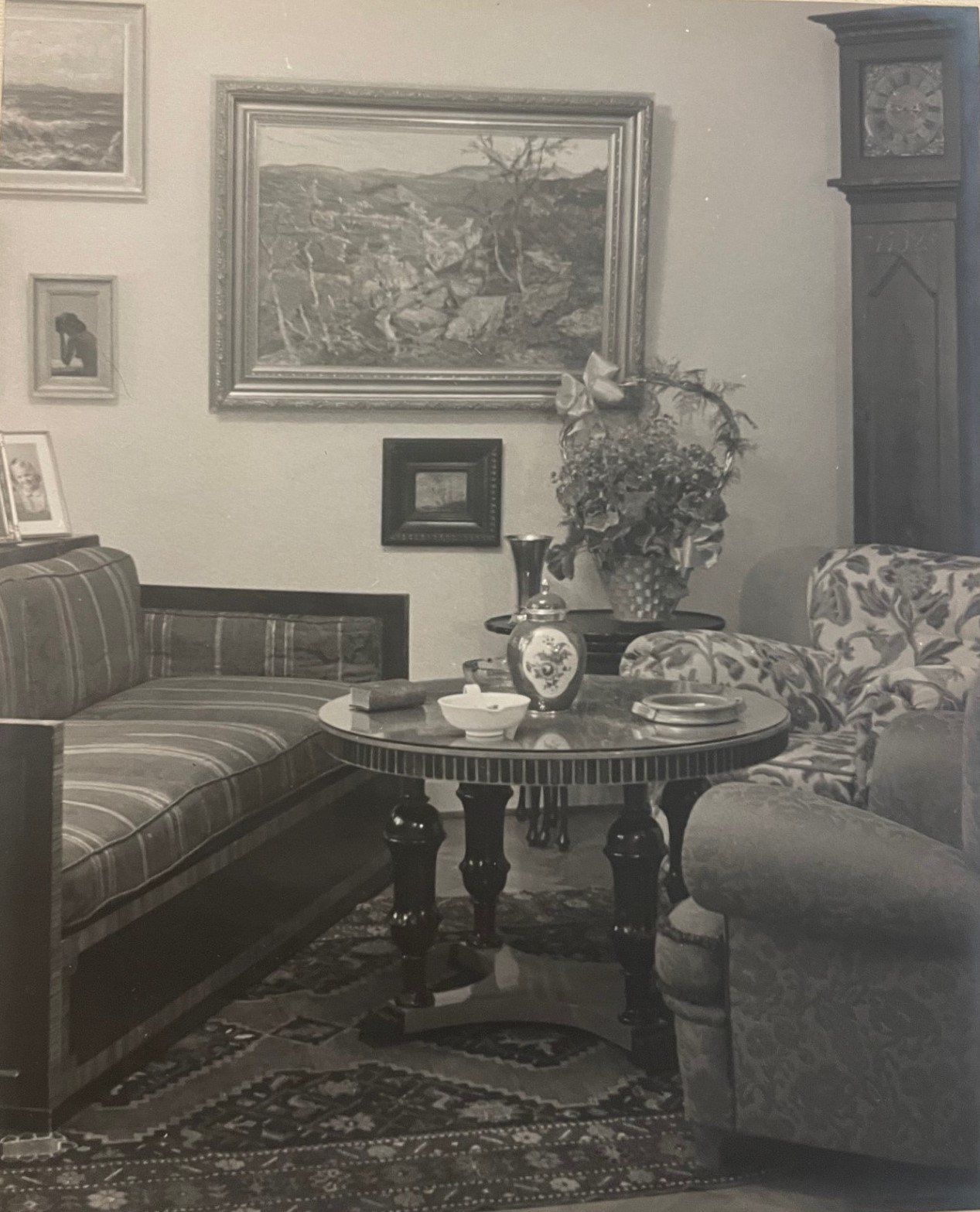 Olof Johan och Cecilias Strands Stockholmsvåning på Nybrogatan 64.