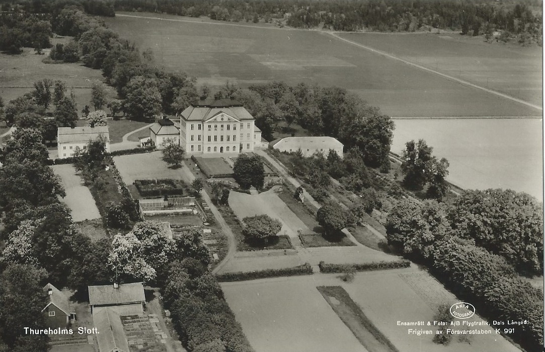 Tureholm, parken från sjösidan.